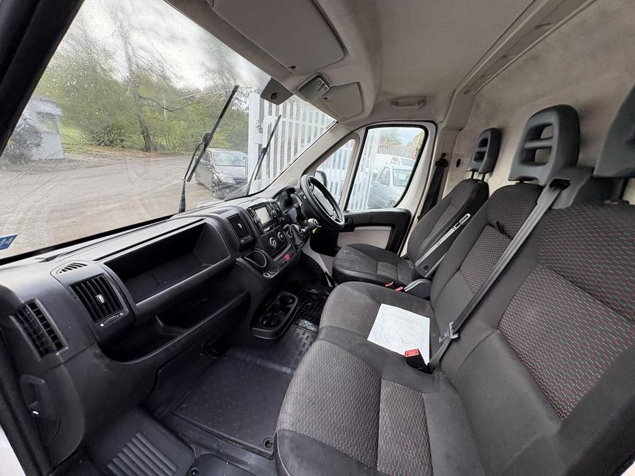 2017 Peugeot Boxer – Model: Boxer 435 Professional L4H2 Blue HDi – OY67EEX