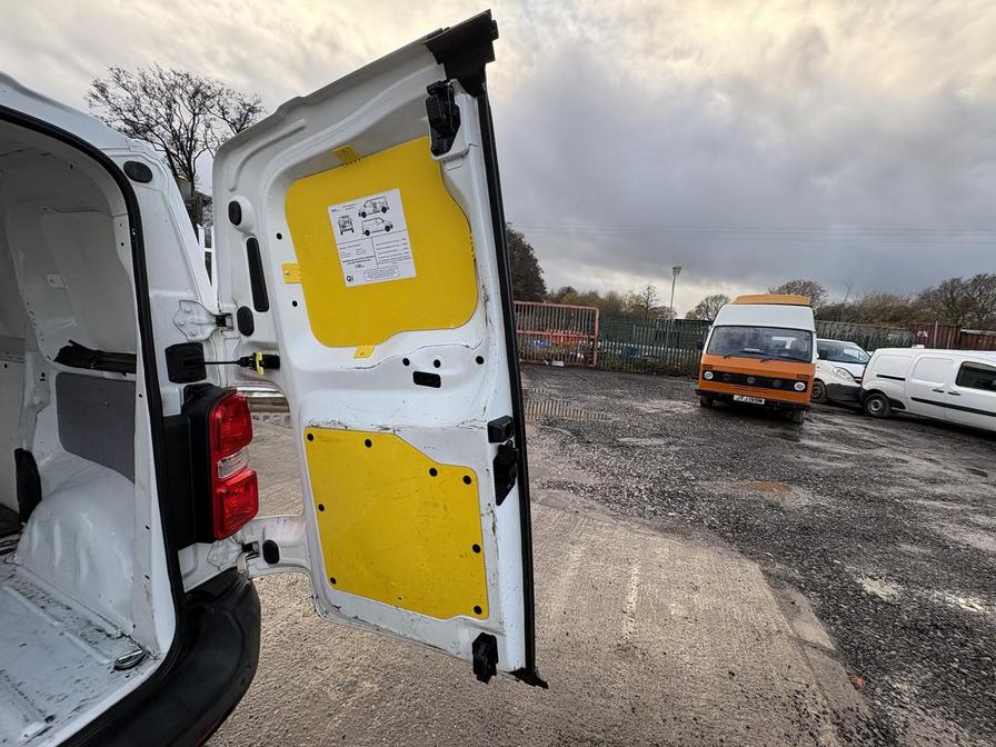 2019 Citroen Dispatch – Model: Dispatch 1400 Enterprise Blue HDi S/S – NG19GFO