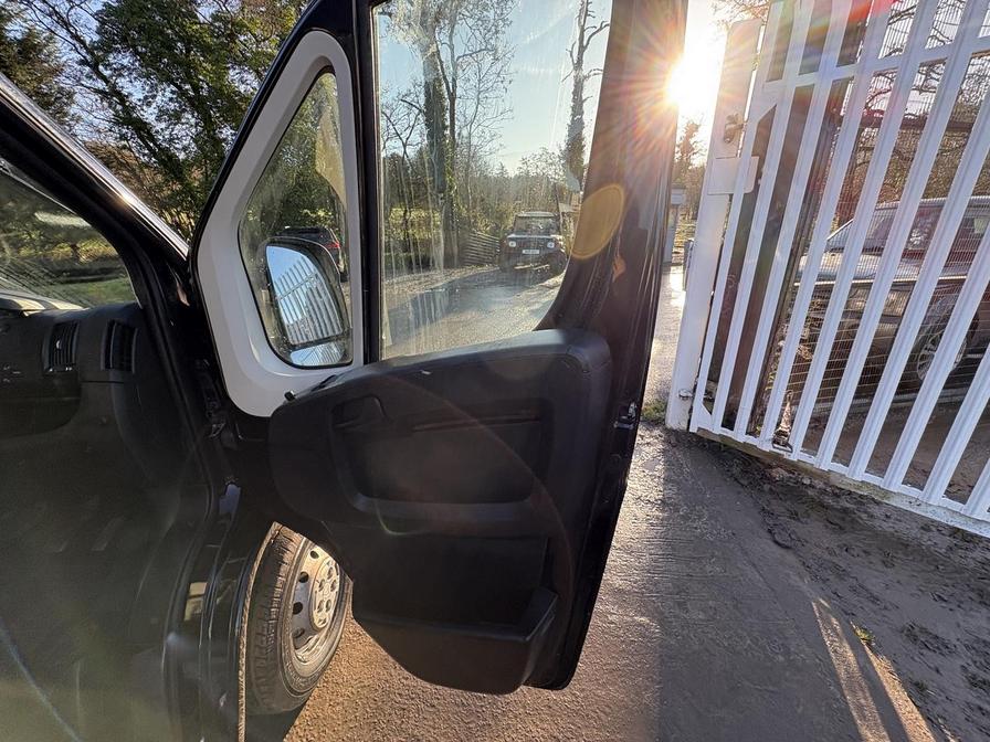 2021 Citroen Relay – Model: Relay 35 L2H2 Enterprise Blue HDi S/S – LA21KXC