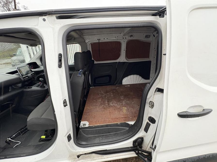 2020 Peugeot Partner – Model: Partner Professional L1 Blue HDi – SG20KFL