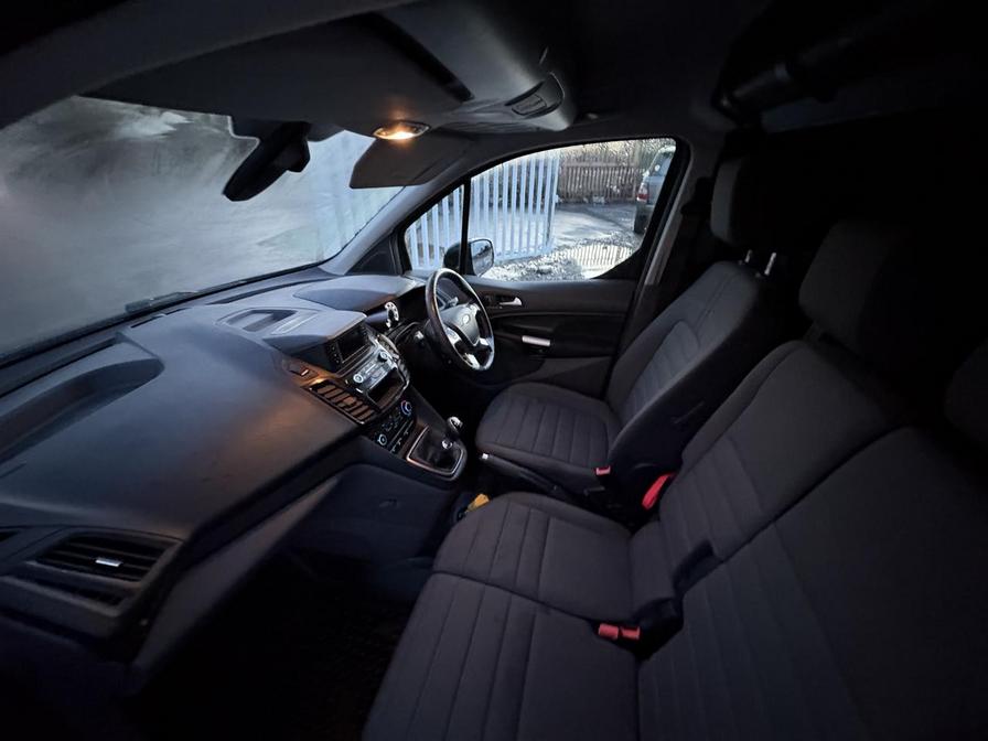 2020 Ford Transit Connect – Model: Transit Connect 240 Limited TDCi – RJ20SXF