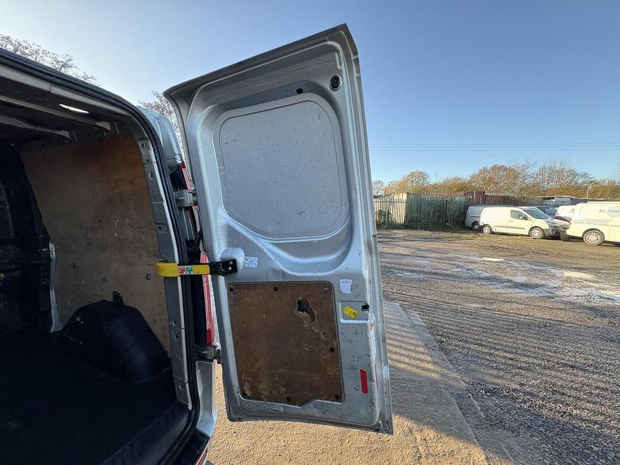 2019 Ford Transit Custom – Model: Transit Custom 320 Limited EcoBlue – YS69URP