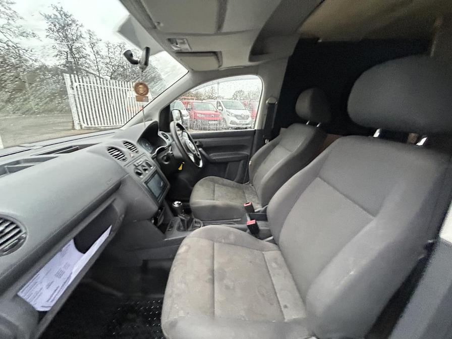 2014 Volkswagen Caddy – Model: Caddy C20 Startline TDI BlueMotion Technology – VN64KJV