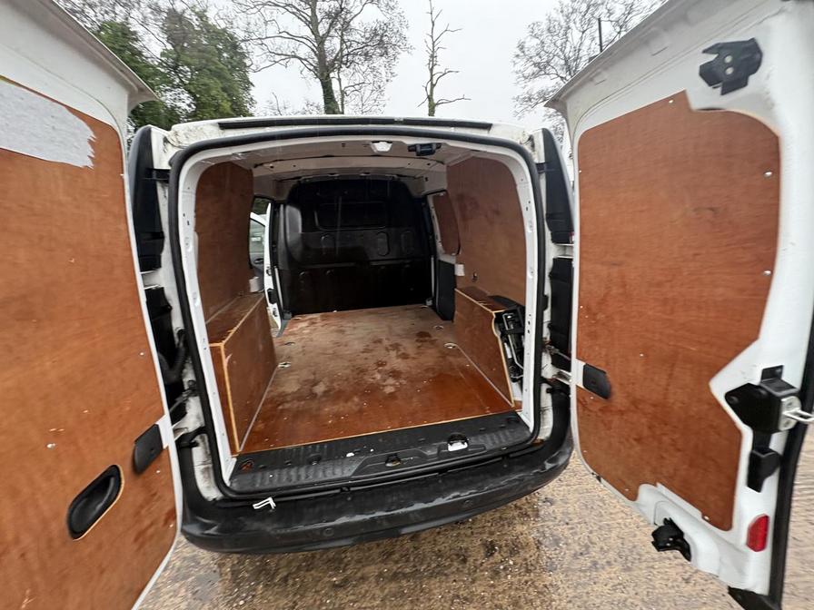 2017 Renault Kangoo Maxi – Model: Kangoo Maxi LL21 Business Energy dCi – BF67KLD