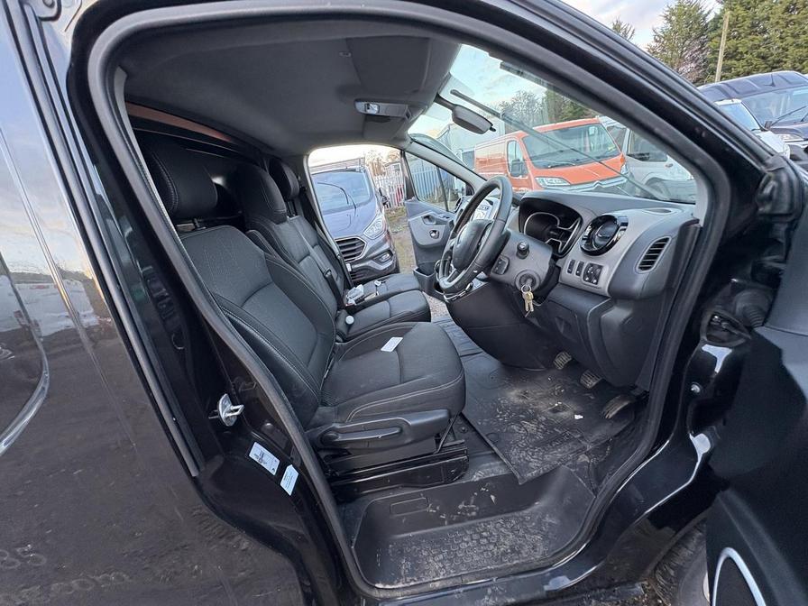 2018 Renault Trafic – Model: Trafic SL27 Sport Nav dCi – EJ68XXY