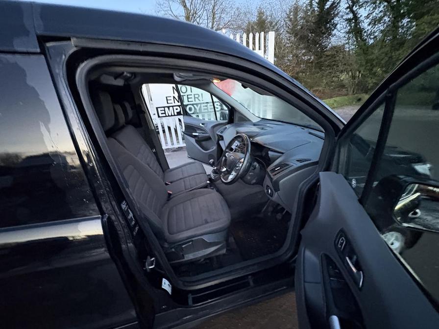 2020 Ford Transit Connect – Model: Transit Connect 240 Limited TDCi – RJ20SXF