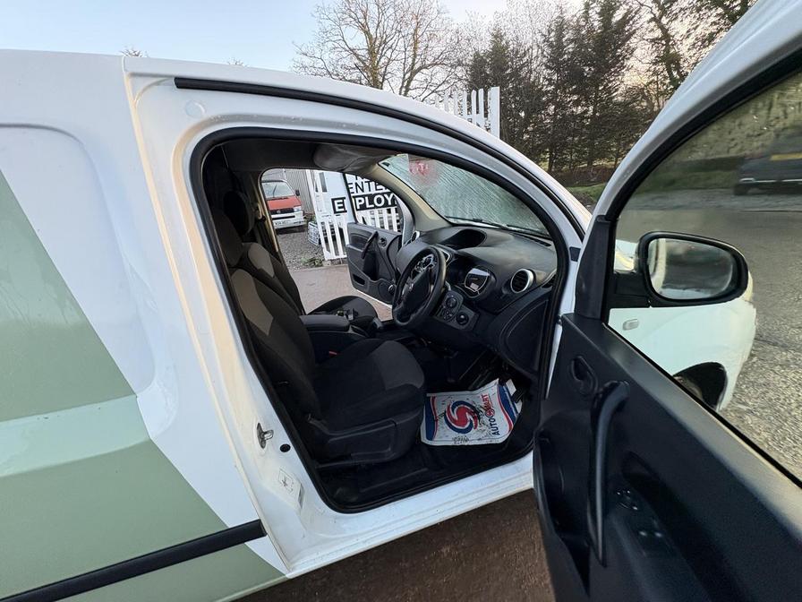 2020 Renault Kangoo – Model: Kangoo ML19 Business+ Energy dCi – YY20TFU