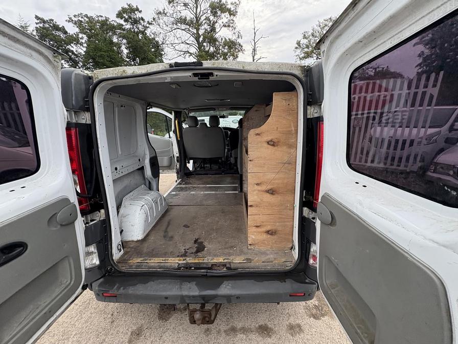 2011 Vauxhall Vivaro – Model: Vivaro  2900 CDTI SWB – YJ11FZT