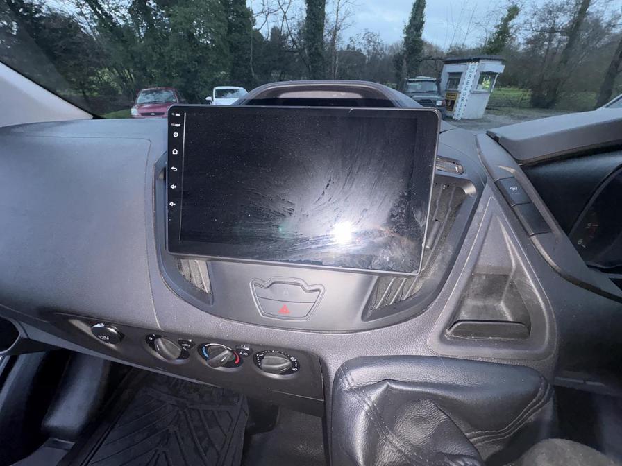 2015 Ford Transit Custom – Model: Transit Custom 290 Ltd E-Tech – GX15PZJ