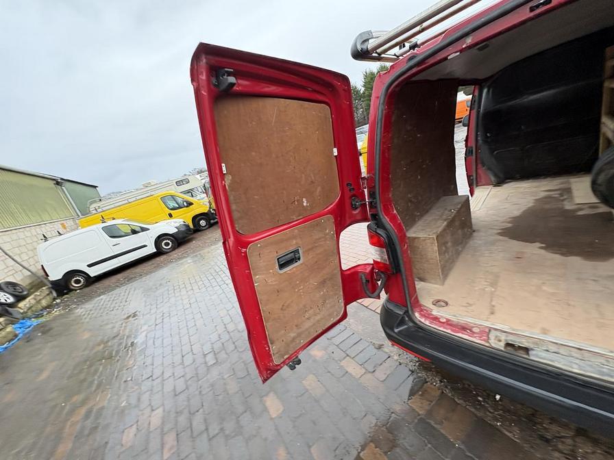 2015 Volkswagen Transporter – Model: Transporter T28 StartLine TDI – GY15GWU