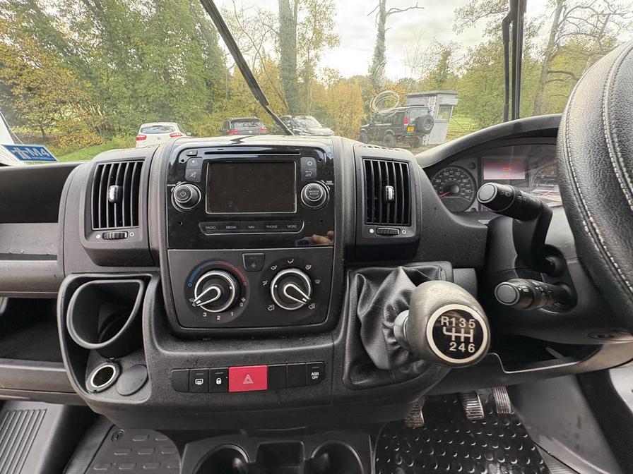 2017 Peugeot Boxer – Model: Boxer 435 Professional L4H2 Blue HDi – OY67EEX