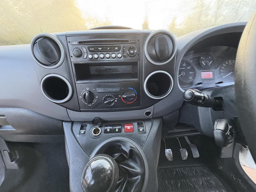 2017 Citroen Berlingo – Model: Berlingo 625 LX Blue HDi – PO17ZHK