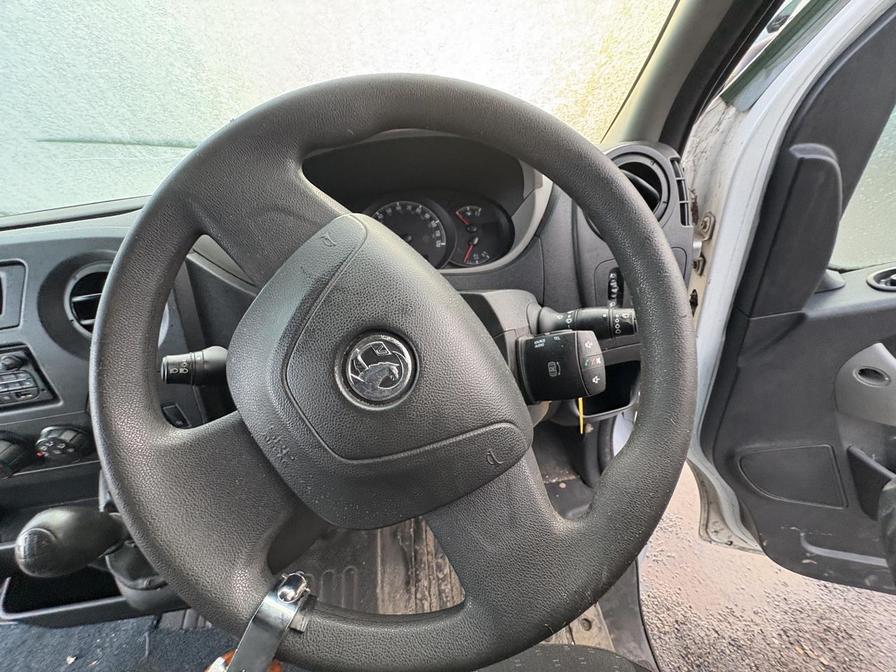 2017 Vauxhall Movano – Model: Movano L3H3 F3500 CDTi Bi-T – HS17EZM