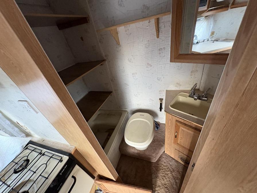 1992   – Model:  – J56GCL