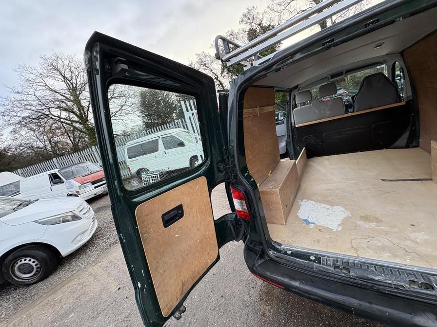 2015 Volkswagen Transporter – Model: Transporter T30 Startline TDI Auto – RJ15MXX