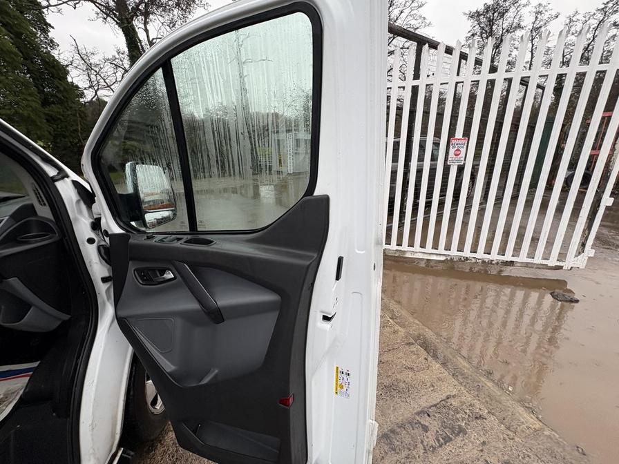 2017 Ford Transit Custom – Model: Transit Custom 290 Limited – AY67OAU