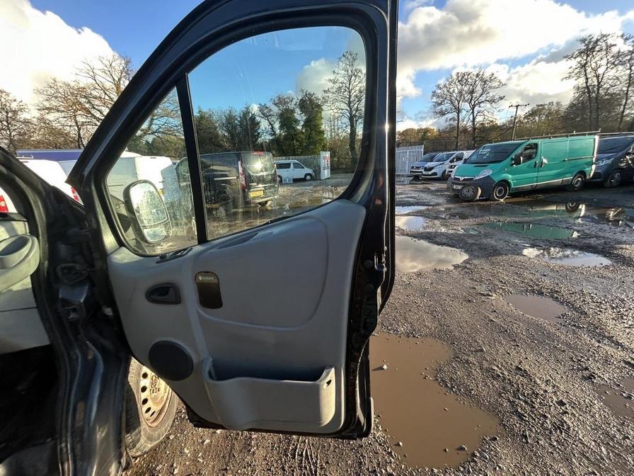 2007 Nissan Primastar – Model: Primastar dCi 150 SE Semi-Auto – PL07OBZ