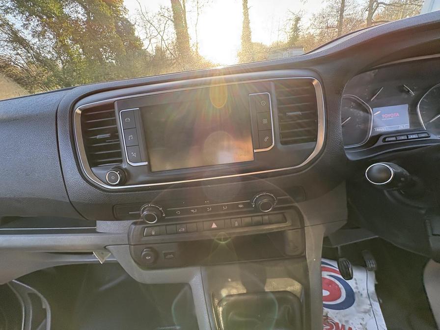 2017 Toyota Proace – Model: Proace Comfort TSS – B13KDR/LP17XFW