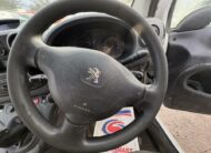 2018 Peugeot Partner – Model: Partner SE L1 Blue HDi – MT18RXN