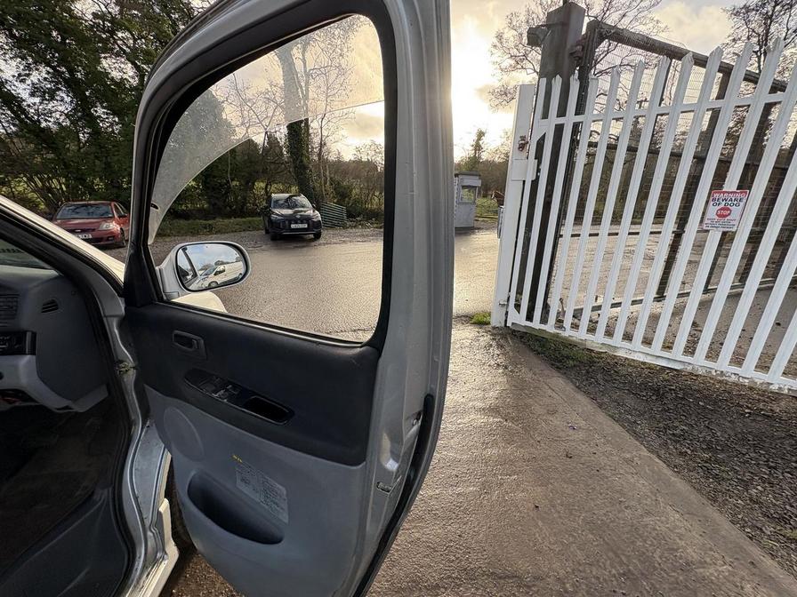 2001   – Model:  – VF51AXK