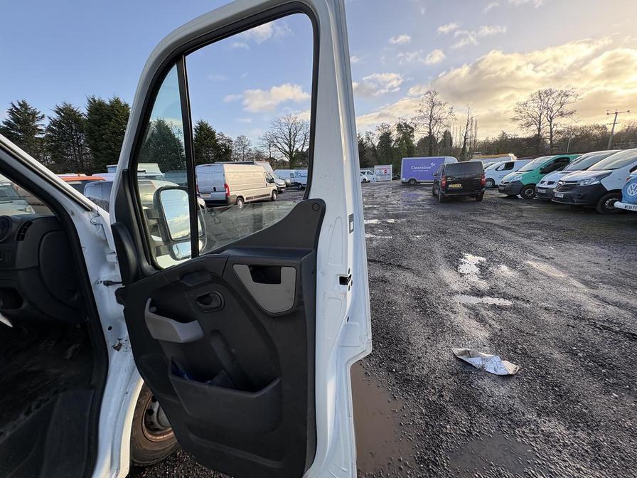 2016 Renault Master – Model: Master LL35 Business dCi – HK66BOJ