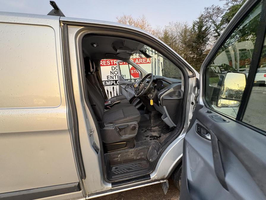 2014 Ford Transit Custom – Model: Transit Custom 290 Trend E-Tech – WR14OMH