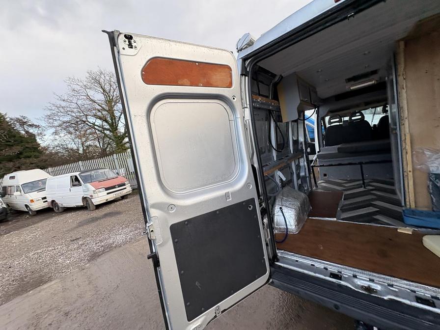 2015 Citroen Relay – Model: Relay 35 L3H2 Enterprise HDi – YK65VMD