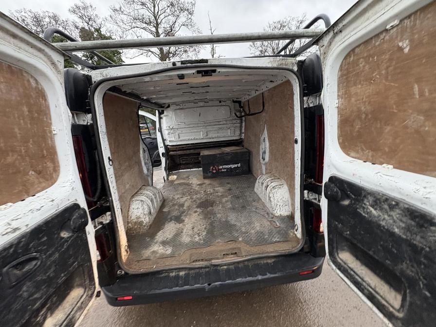 2016 Vauxhall Vivaro – Model: Vivaro  2700 CDTI – DT65UMD