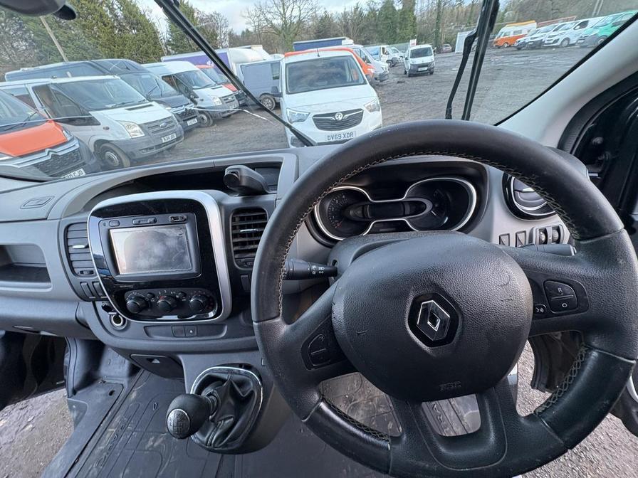 2018 Renault Trafic – Model: Trafic SL27 Sport Nav dCi – EJ68XXY