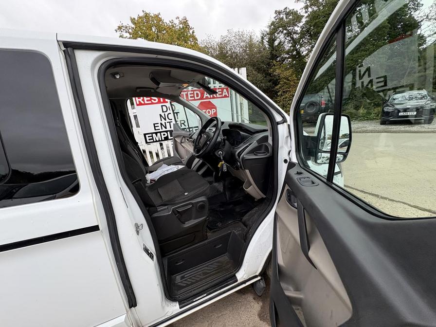 2015 Ford Transit Custom &#8211; Model: Transit Custom 270 Trend E-Tech &#8211; EX65HEV