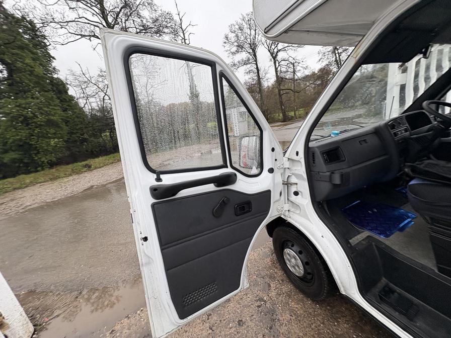 1996 Peugeot Boxer – Model: Boxer 320 MWB – N172GRV