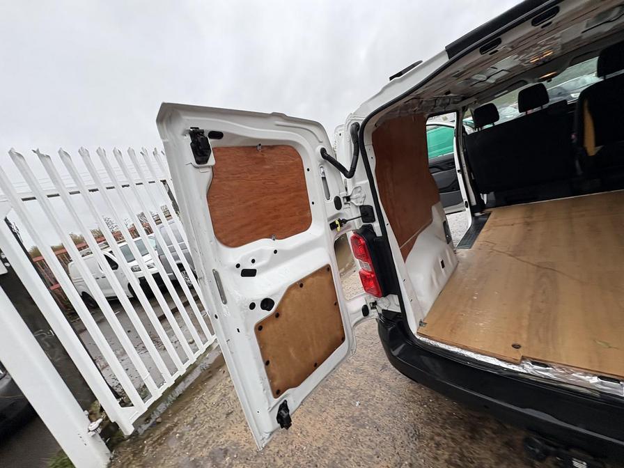 2018 Peugeot Expert – Model: Expert S Standard Blue HDi – NX18WGK