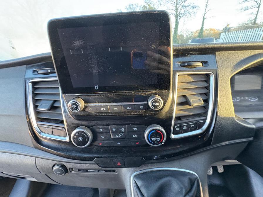 2021 Ford Transit Custom – Model: Transit Custom 300 Limited EcoBlue – KX21SFW