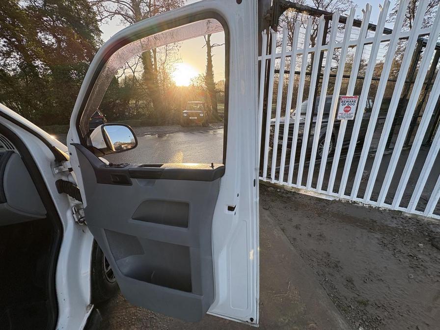 2014 Volkswagen Transporter – Model: Transporter T32 Startline TDI BlueMotion Technology – AK14WUG