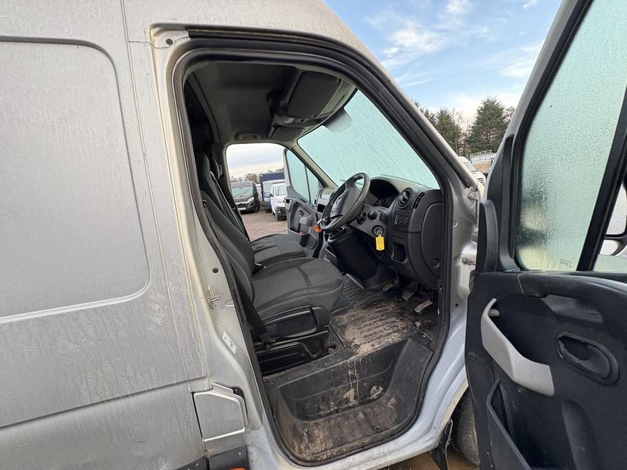 2017 Vauxhall Movano – Model: Movano L3H3 F3500 CDTi Bi-T – HS17EZM