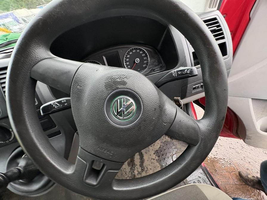 2015 Volkswagen Transporter – Model: Transporter T28 StartLine TDI – GY15GWU