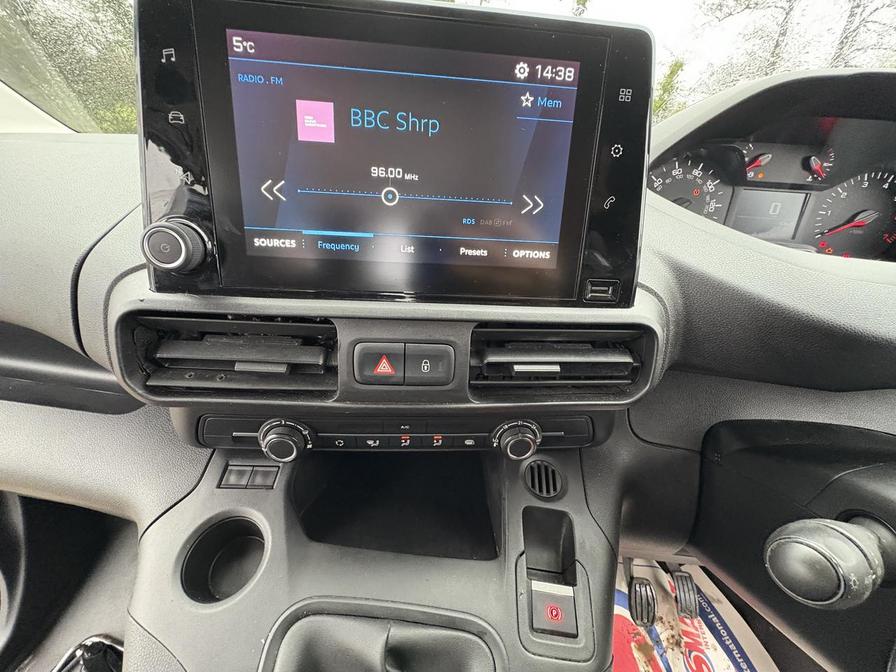 2020 Peugeot Partner – Model: Partner Professional L1 Blue HDi – SG20KFL