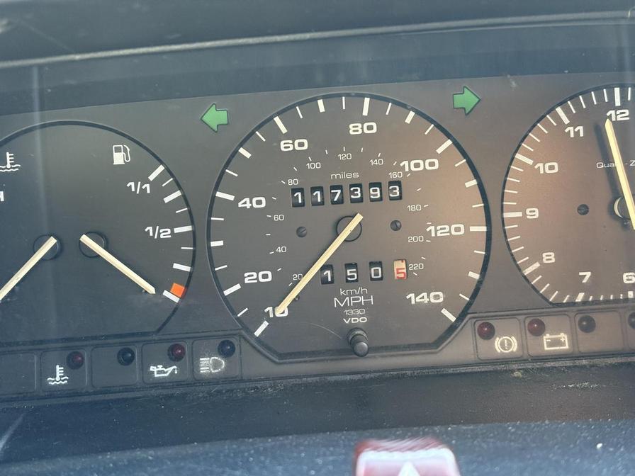 1992 Volkswagen Transporter – Model: Transporter 62 P SWB – J296DYC