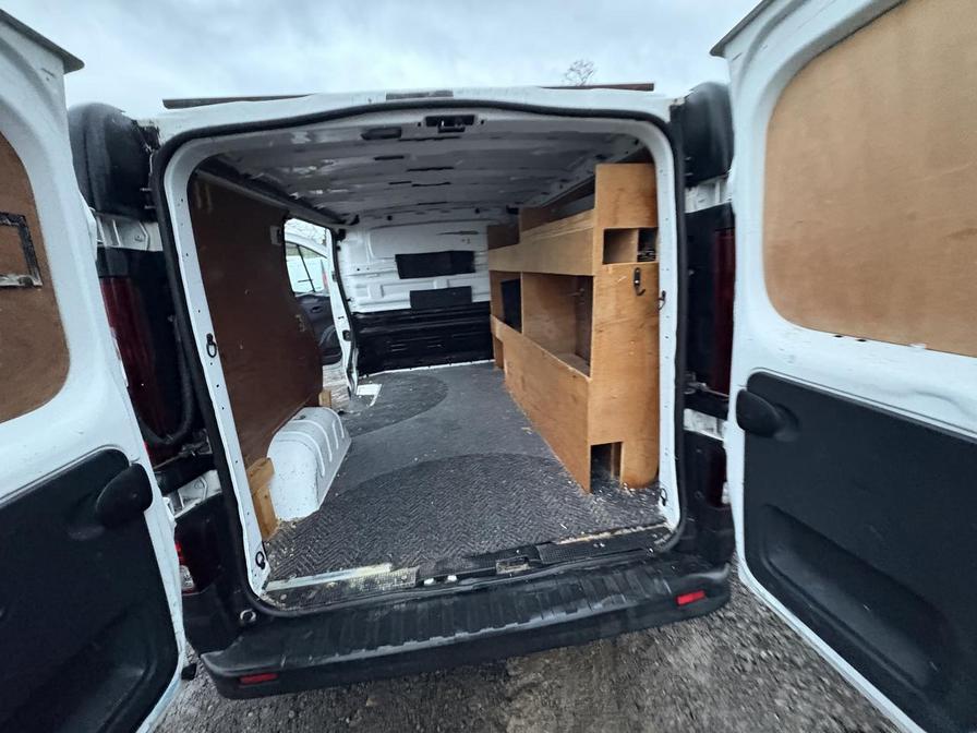 2016 Vauxhall Vivaro – Model: Vivaro  2700 CDTI – DN66LHA