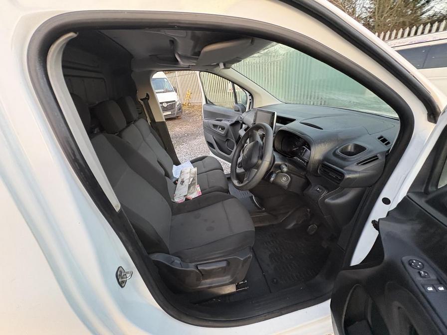 2020 Citroen Berlingo – Model: Berlingo 650 Enterprise Blue HDi S/S – V4JBK/LC70AHN