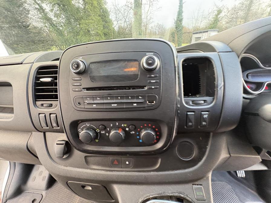 2017 Vauxhall Vivaro – Model: Vivaro 2700 Sport CDTi BT S/S – FP67ONU