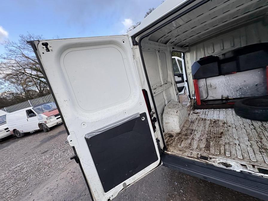 2017 Peugeot Boxer – Model: Boxer 333 Professional L1H1 Blue HDi – FY67NKC