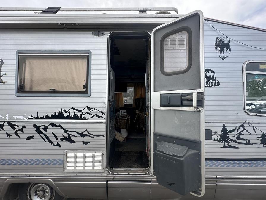 1990 Talbot Express – Model: Express 1500 P – H929YYW