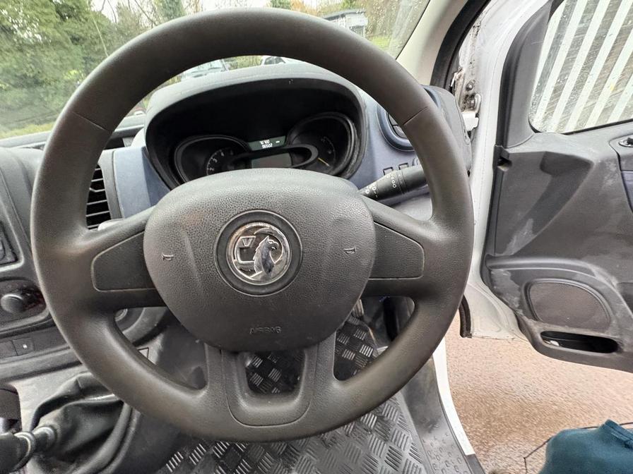 2016 Vauxhall Vivaro – Model: Vivaro  2700 CDTI – DT65UMD