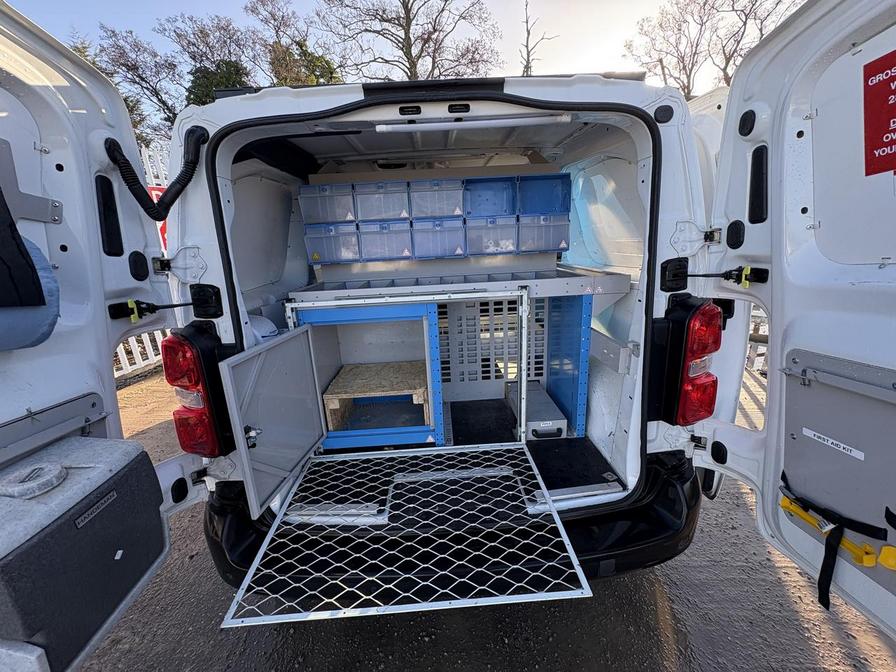 2019 Vauxhall Vivaro – Model: Vivaro 2900 Edition S/S – FL69XCB