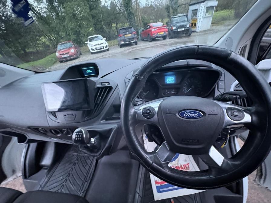 2015 Ford Transit Custom – Model: Transit Custom 290 Ltd E-Tech – GX15PZJ