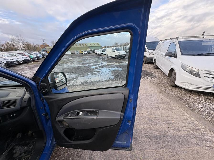 2016 Fiat Doblo Cargo – Model: Doblo SX MultiJet – BP16VBL