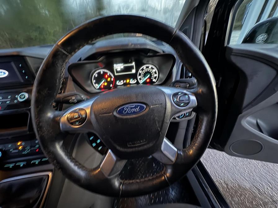 2020 Ford Transit Connect – Model: Transit Connect 240 Limited TDCi – RJ20SXF