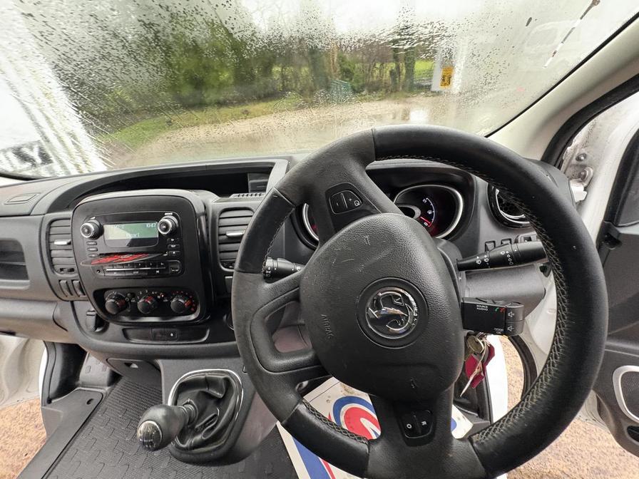 2018 Vauxhall Vivaro – Model: Vivaro  2900 Sportive CDTi – DY68XLU