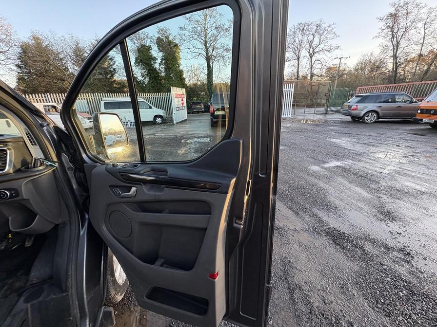 2021 Ford Transit Custom – Model: Transit Custom 300 Limited EcoBlue – KX21SFW